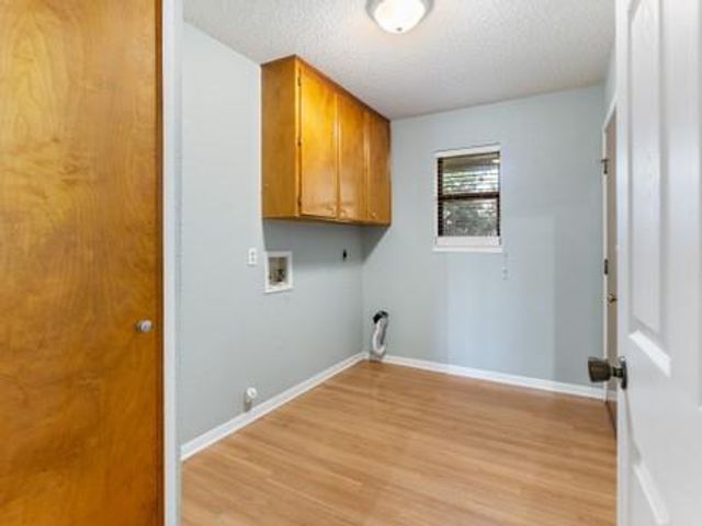 6 Valhalla Drive, Bay City, TX 77414