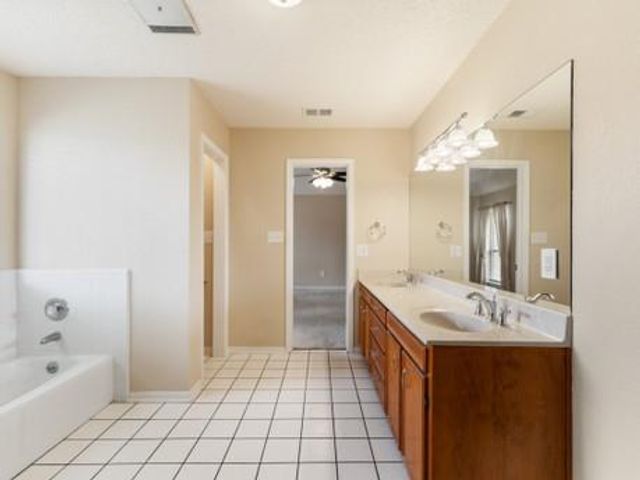 6 Valhalla Drive, Bay City, TX 77414