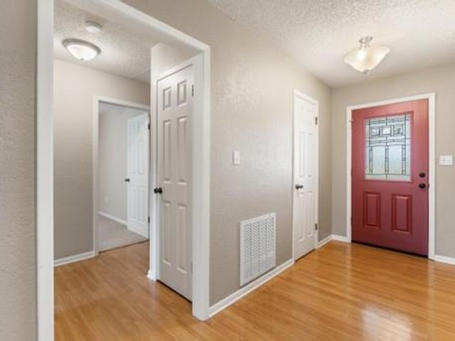 6 Valhalla Drive, Bay City, TX 77414