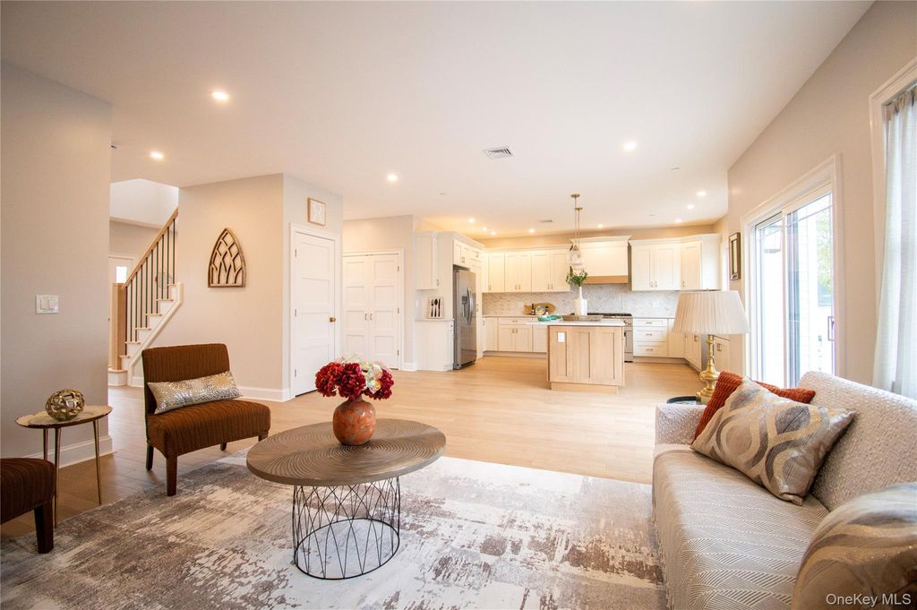 3004 Harbor Street, Baldwin Harbor, NY 11510