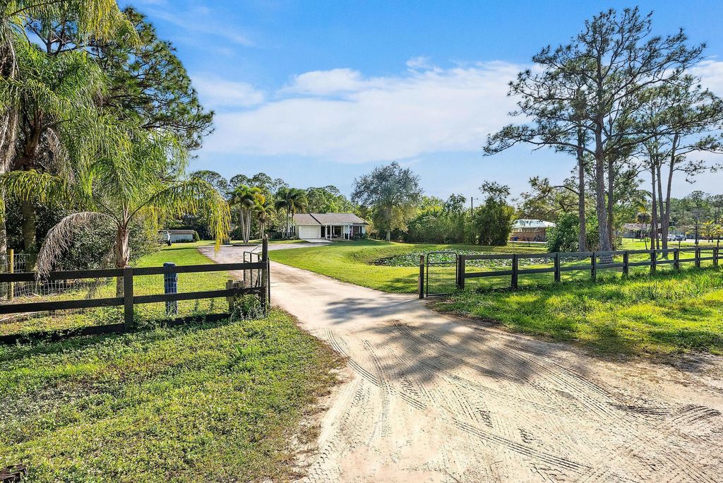 16766 123rd Terrace N, Jupiter, FL 33478