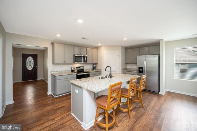 16032 GRANT CT, Bowling Green, VA 22427