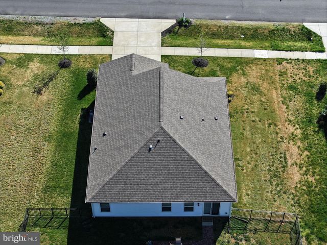 16032 GRANT CT, Bowling Green, VA 22427