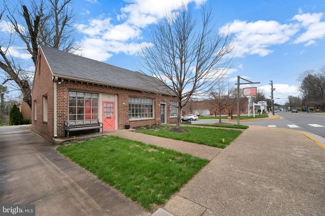 16032 GRANT CT, Bowling Green, VA 22427