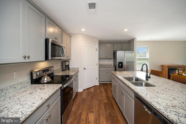 16032 GRANT CT, Bowling Green, VA 22427