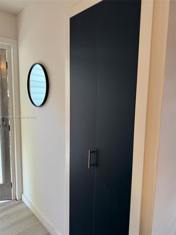 2624 NE 30th Pl 101B, Fort Lauderdale, FL 33306