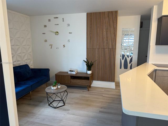 2624 NE 30th Pl 101B, Fort Lauderdale, FL 33306