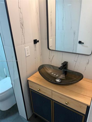 2624 NE 30th Pl 101B, Fort Lauderdale, FL 33306