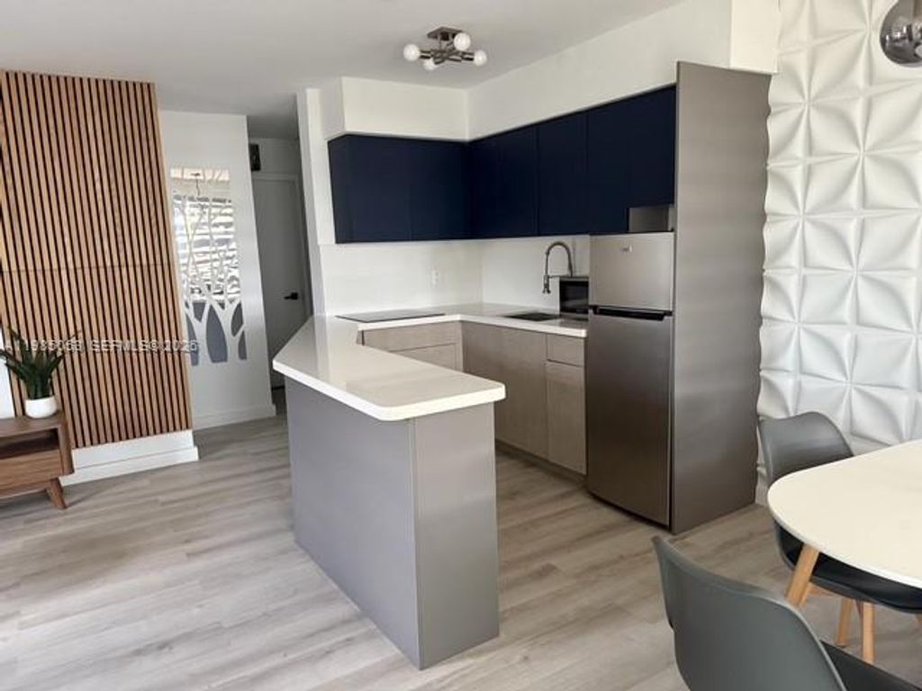 2624 NE 30th Pl 101B, Fort Lauderdale, FL 33306