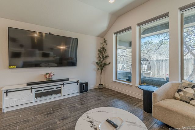 1470 Pitcher, San Antonio, TX 78253