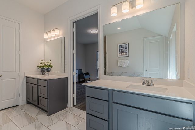 1470 Pitcher, San Antonio, TX 78253