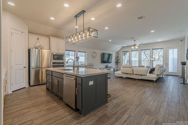1470 Pitcher, San Antonio, TX 78253