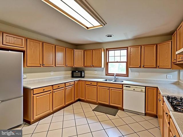 5600 ELEANOR CT, Alexandria, VA 22303