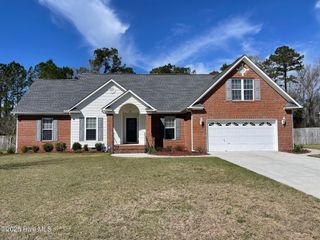 224 Newport Drive, Jacksonville, NC 28540
