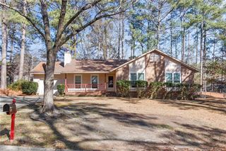 1810 Eichelberger Drive, Fayetteville, NC 28303