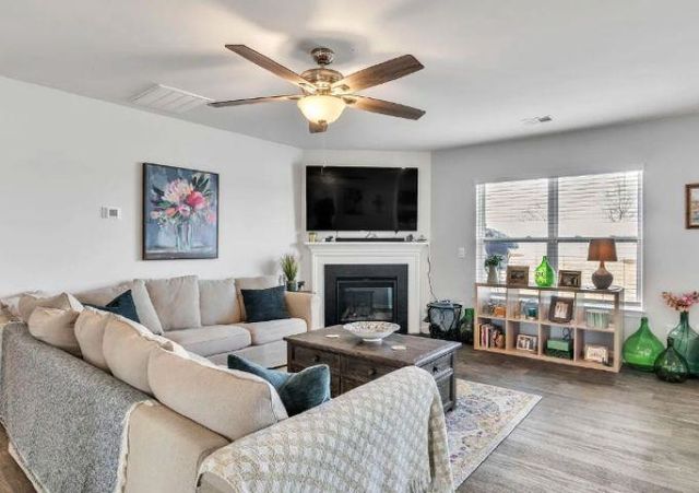106 Poplarviille Drive, Piedmont, SC 29673