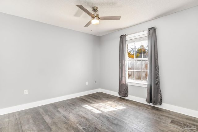 4727 Lemoyne Vista, Milton, FL 32570