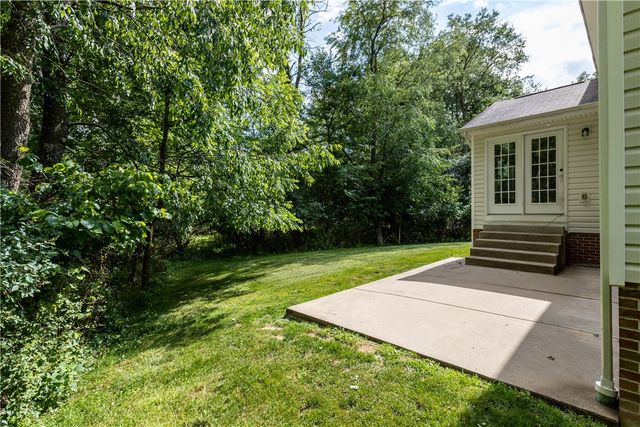 1209 Pin Oak Ct, West Deer, PA 15044