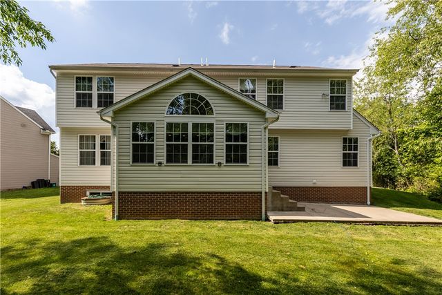 1209 Pin Oak Ct, West Deer, PA 15044