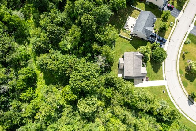 1209 Pin Oak Ct, West Deer, PA 15044