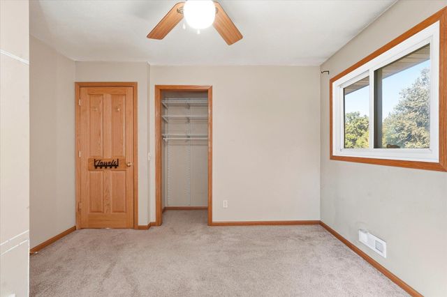 1721 Deerwood Drive, Eagan, MN 55122