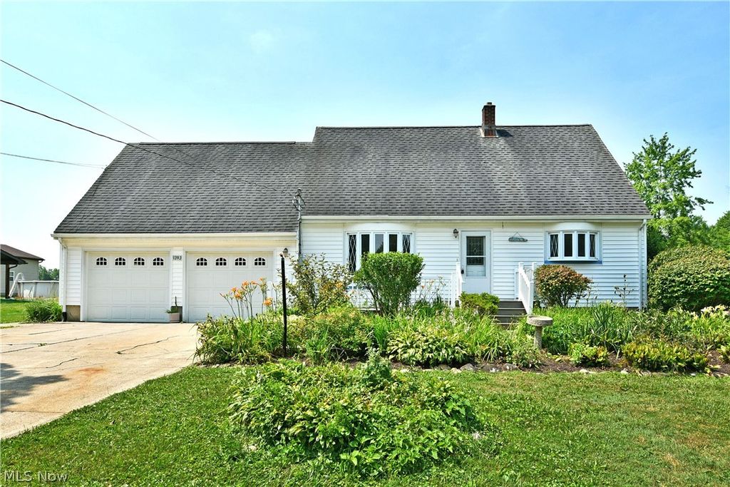 1393 Sunnyfield Avenue NW, Warren, OH 44481