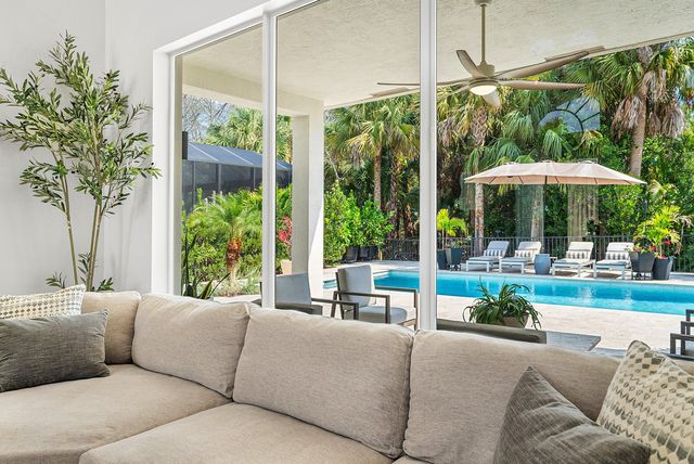 10317 Oak Meadow Lane, Lake Worth, FL 33449