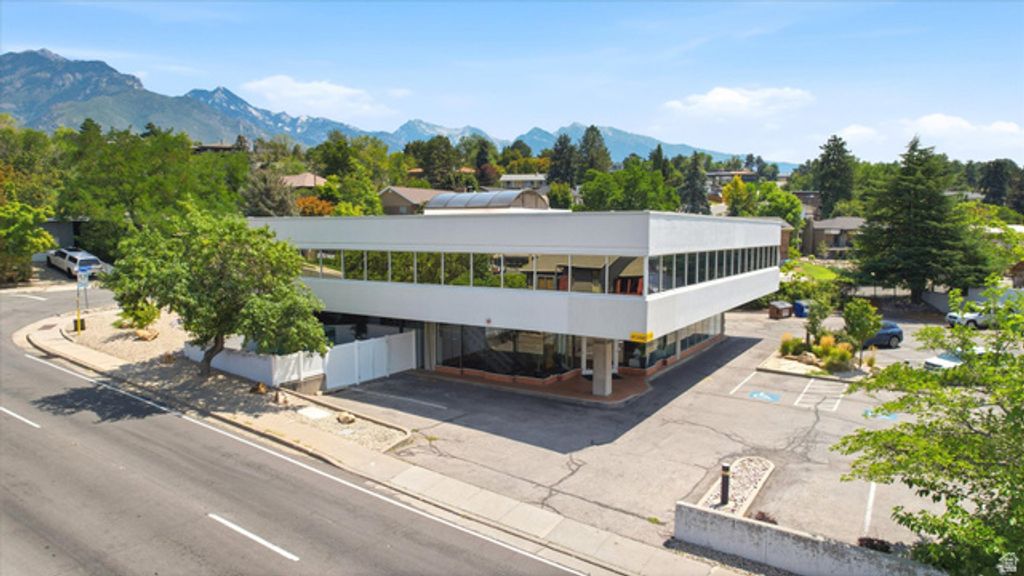 2450 E FORT BLVD, Cottonwood Heights, UT 84121 — photo 3