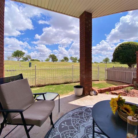 509 NW Fairway Villa PL Unit 3, Lawton, OK 73505