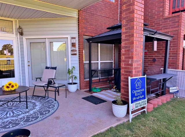 509 NW Fairway Villa PL Unit 3, Lawton, OK 73505
