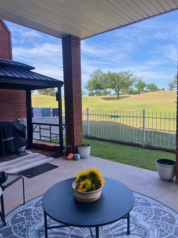 509 NW Fairway Villa PL Unit 3, Lawton, OK 73505