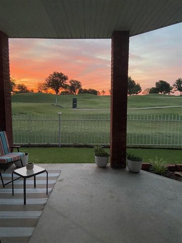 509 NW Fairway Villa PL Unit 3, Lawton, OK 73505