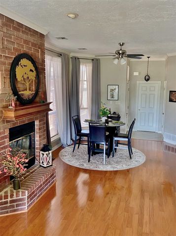 509 NW Fairway Villa PL Unit 3, Lawton, OK 73505