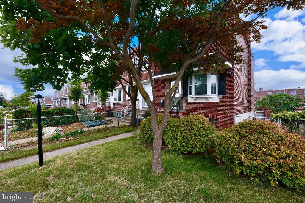 2826 MAGEE AVE, Philadelphia, PA 19149