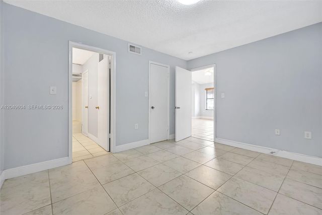 15560 SW 104th TER 611, Miami, FL 33196