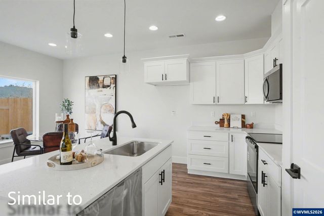 2598 Promise Wy, Lebanon, OR 97355