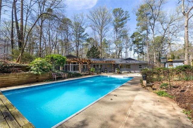 2393 Flintlock Drive, Smoke Rise, GA 30087