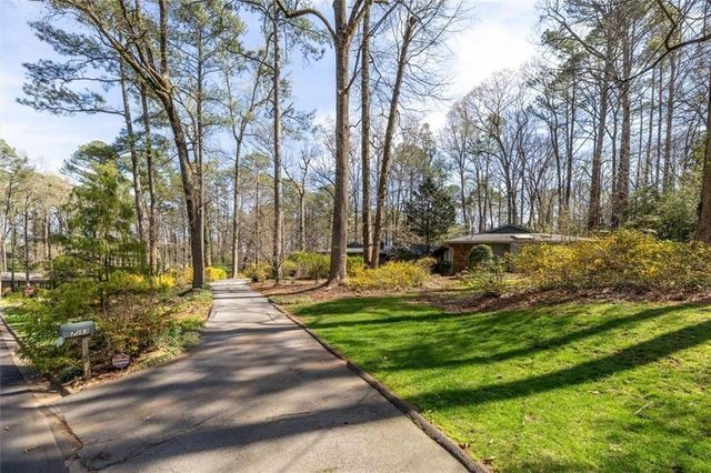 2393 Flintlock Drive, Smoke Rise, GA 30087