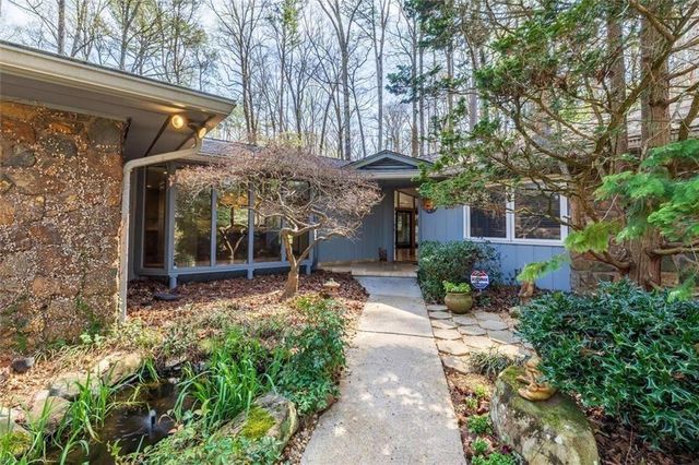 2393 Flintlock Drive, Smoke Rise, GA 30087