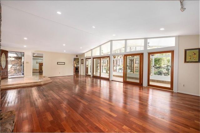 2393 Flintlock Drive, Smoke Rise, GA 30087