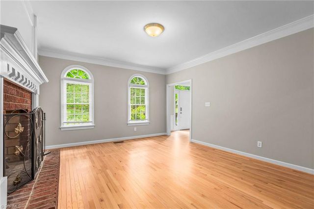 7088 Orchard Path Drive, Clemmons, NC 27012
