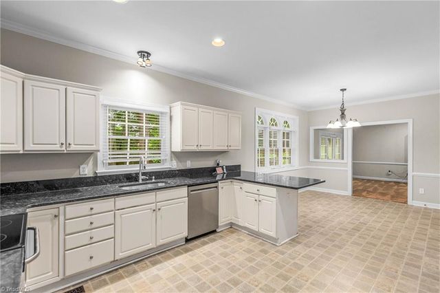 7088 Orchard Path Drive, Clemmons, NC 27012