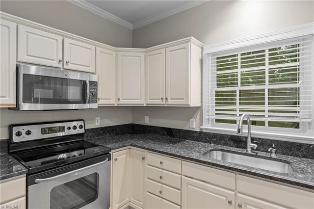 7088 Orchard Path Drive, Clemmons, NC 27012