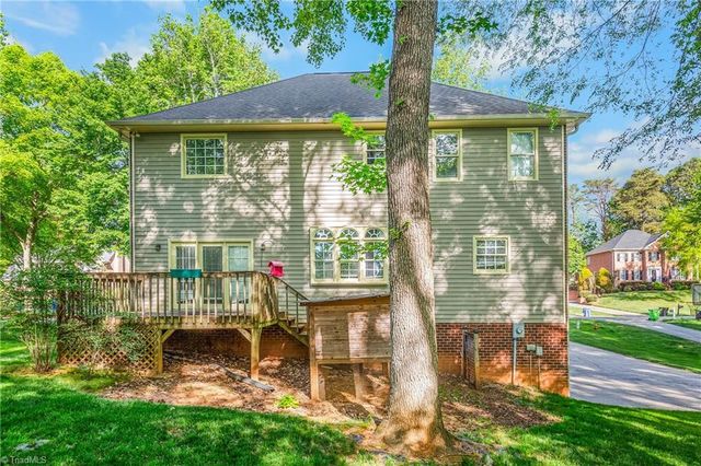 7088 Orchard Path Drive, Clemmons, NC 27012