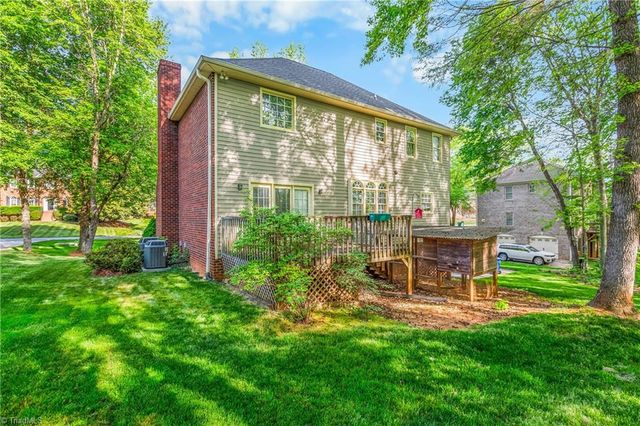7088 Orchard Path Drive, Clemmons, NC 27012