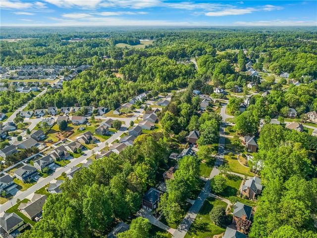 7088 Orchard Path Drive, Clemmons, NC 27012