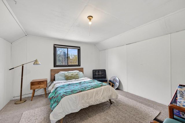 925 Lincoln AVENUE, Milwaukee, WI 53207
