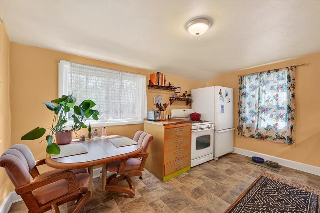 925 Lincoln AVENUE, Milwaukee, WI 53207