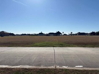 111 Kingsbrook, Schriever, LA 70395