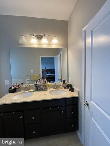22421 SWEETSPIRE DR, Clarksburg, MD 20871